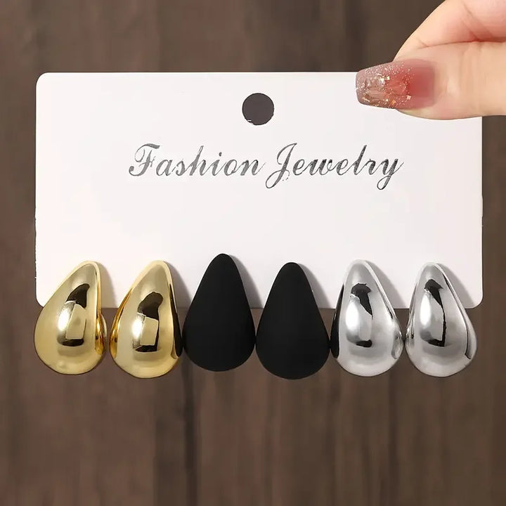 Vintage Teardrop Studs