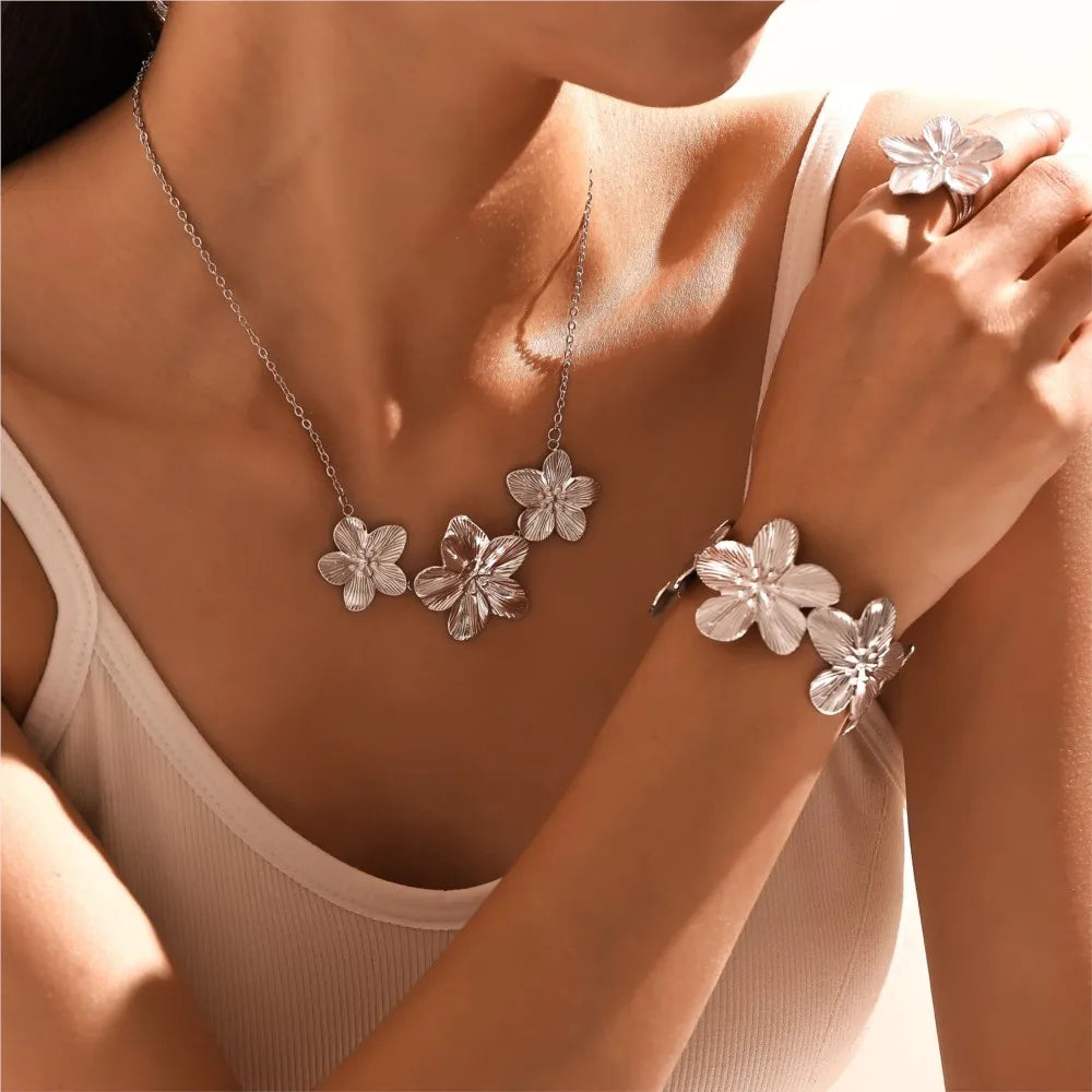 Flower Gold Jewelry Set for Women