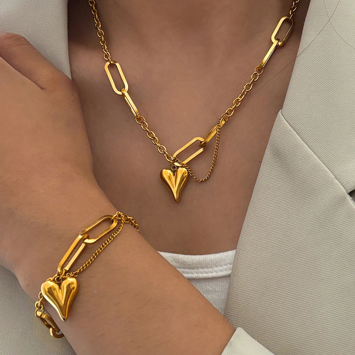 Retro Heart-Shaped Chain Jewelry Set for Women