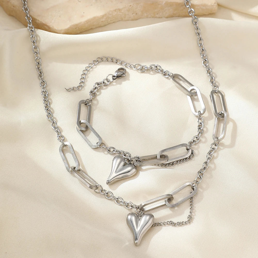 Retro Heart-Shaped Chain Jewelry Set for Women